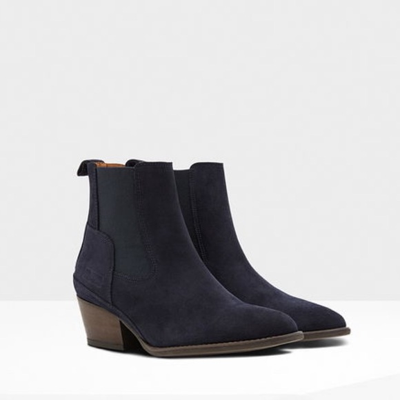 Hunter Refined Suede Chelsea Boots - Picture 1 of 12